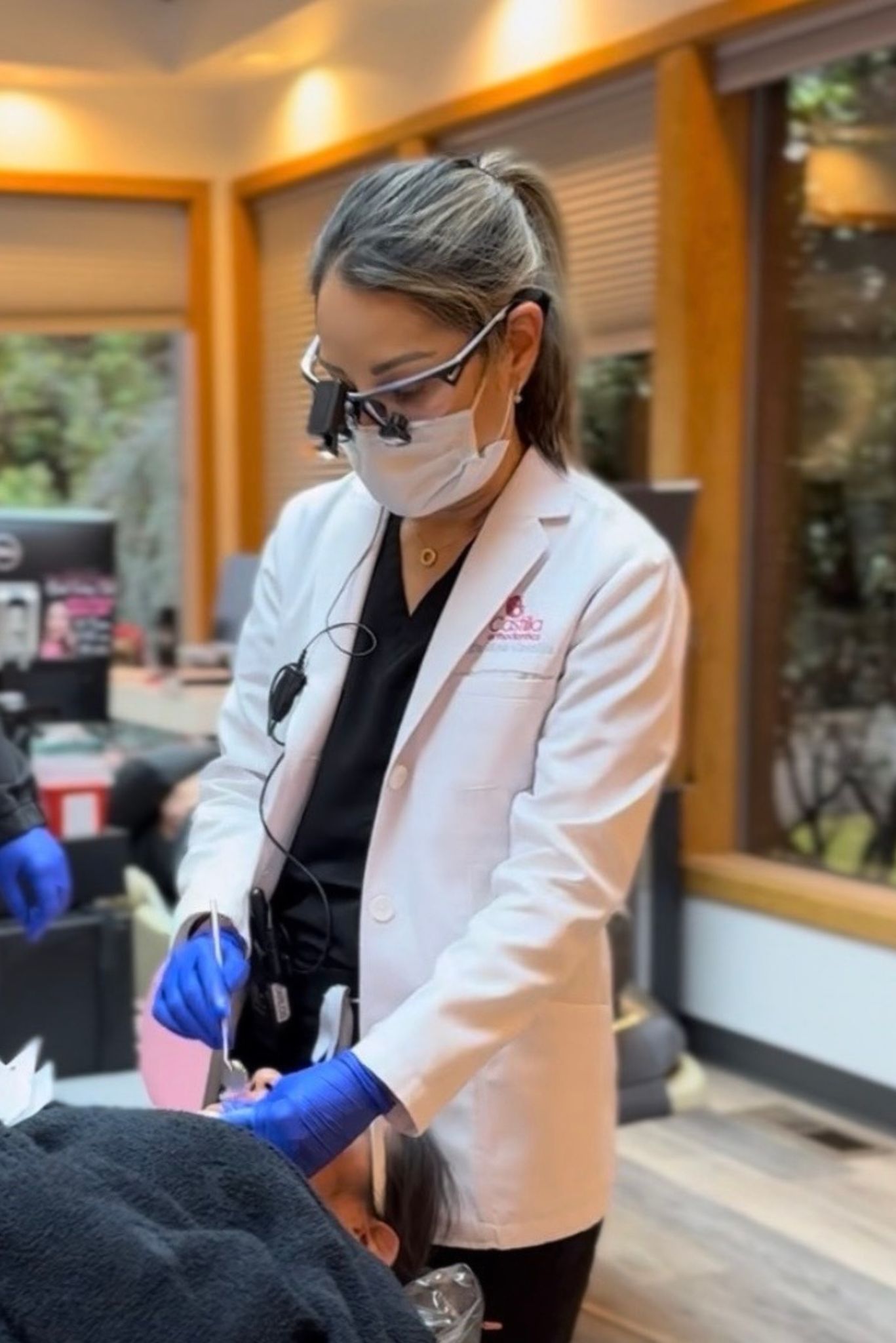 dr. ana castilla